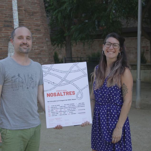 Aymerich i Madrid, amb el cartell del festival Nosaltres que codirigeixen