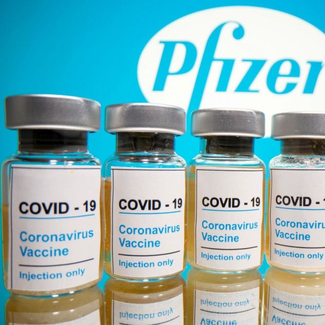 Vacuna de pfizer amb 90% d'eficàcia.