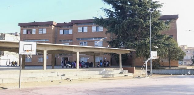 Institut Escola Mar Mediterrània, un dels centres que ha patit els robatoris i problemes de seguretat: Foto: R.Gallofré