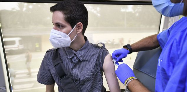 Vacunació contra la Covid a Mataró. Foto: R.Gallofré