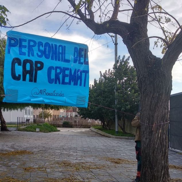 Pancarta veïnal per demanar més recursos per al CAP