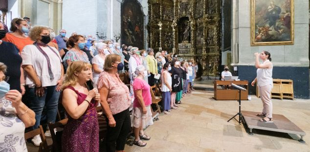 Una participació rècord per la Missa de les Santes del 175è aniversari