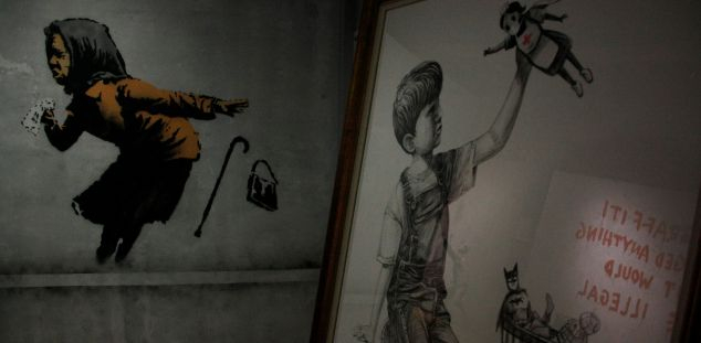 Obres del Museu Banksy, a l'antic Espai Trafalgar