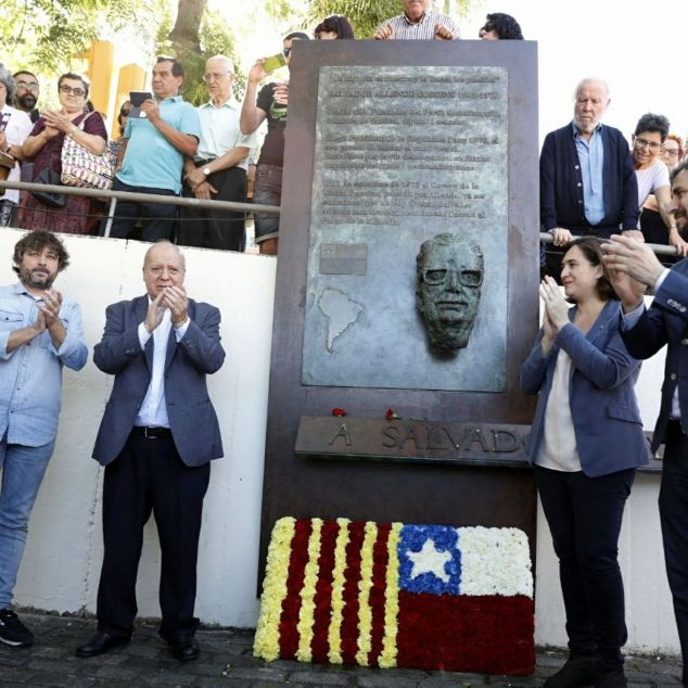 La inauguració del monument a Allende a Barcelona