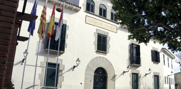 L'Ajuntament de Sant Vicenç de Montalt. Foto: ACN