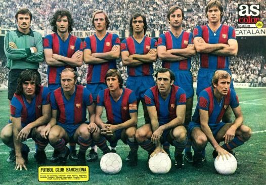 Una alineació del Barça en la temporada 1976-1977. Pepito Ramos apareix a la fila superior, al costat del porter, Pere Valentí Mora. Foto: J. Gálvez
