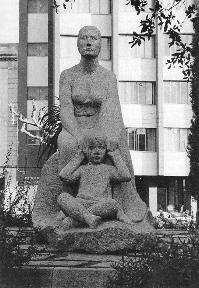 Monument Maternitat