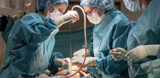 Una operacíó a l'Hospital de Mataró