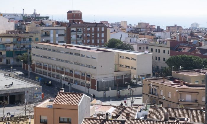Vista de l'escola Germanes Bertomeu al barri de Rocafonda. Foto: R.Gallofré