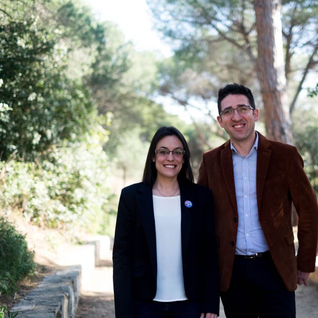 Sarai Martínez i Sergi Morales, els regidors dels comuns a l'Ajuntament