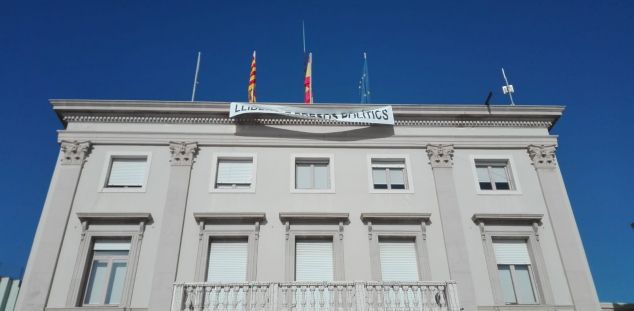 Façana de l'Ajuntament de Vilassar de Mar. Foto: ACN